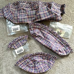 Longaberger 4 liners. 1 serving, 1 bread, 1 parsley, 1 darning blueberry plaid